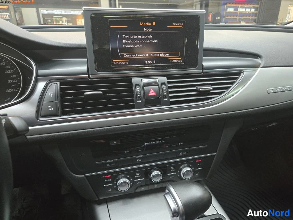 Musta Audi A6 Avant 2013, yksityiskohta, kuva 16