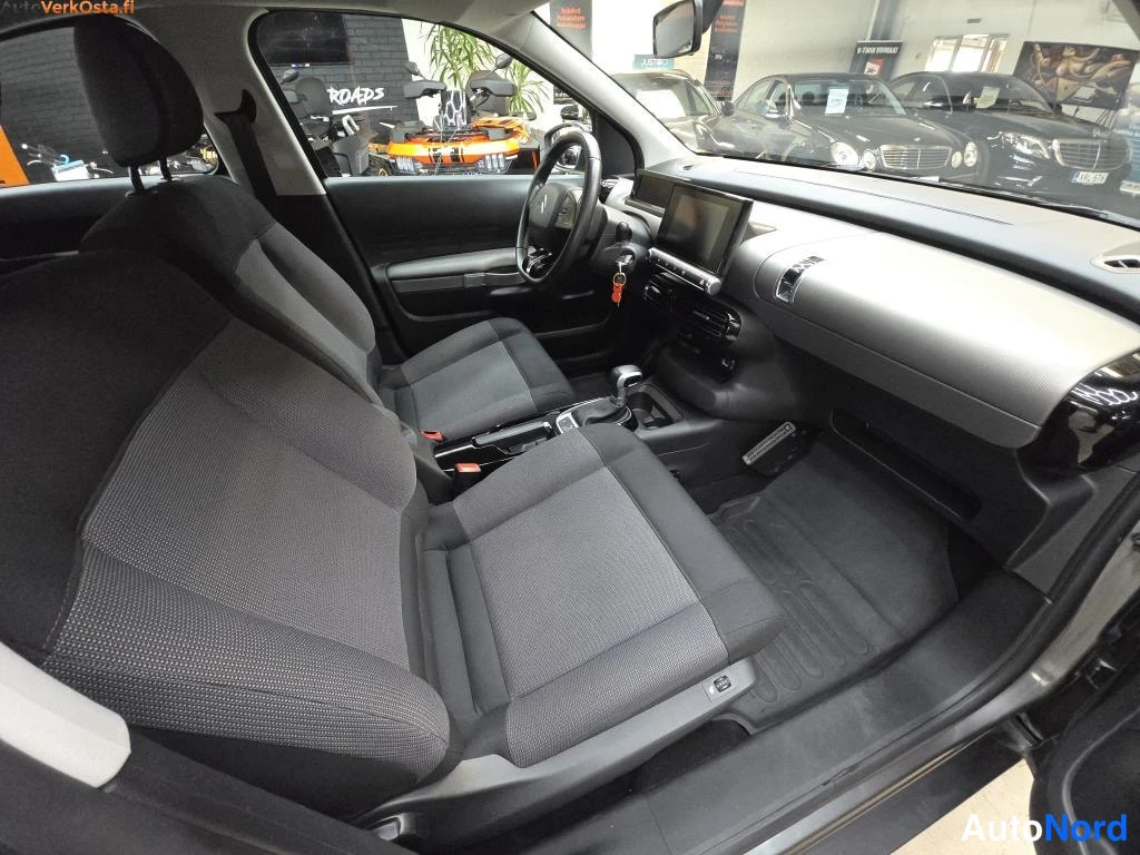Harmaa Citroen C4 Cactus 2019, takaistuimet, kuva 11