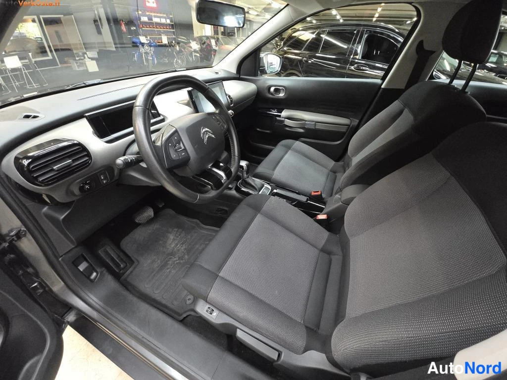 Harmaa Citroen C4 Cactus 2019, ohjaamo, kuva 7