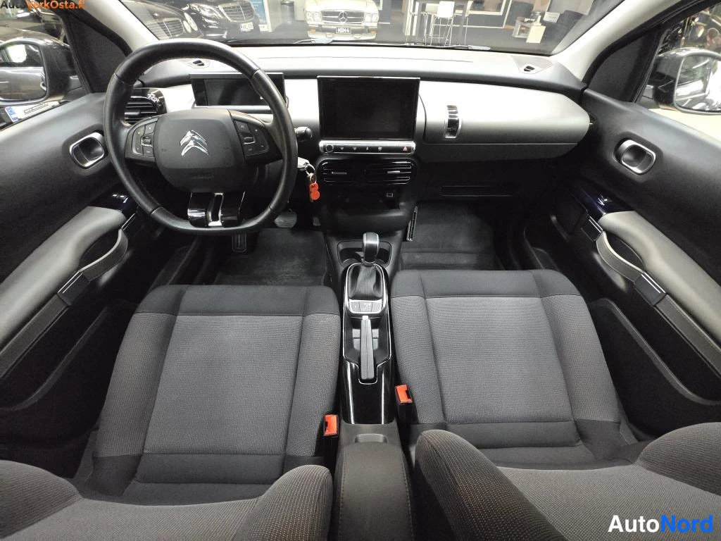 Harmaa Citroen C4 Cactus 2019, ohjaamo, kuva 9
