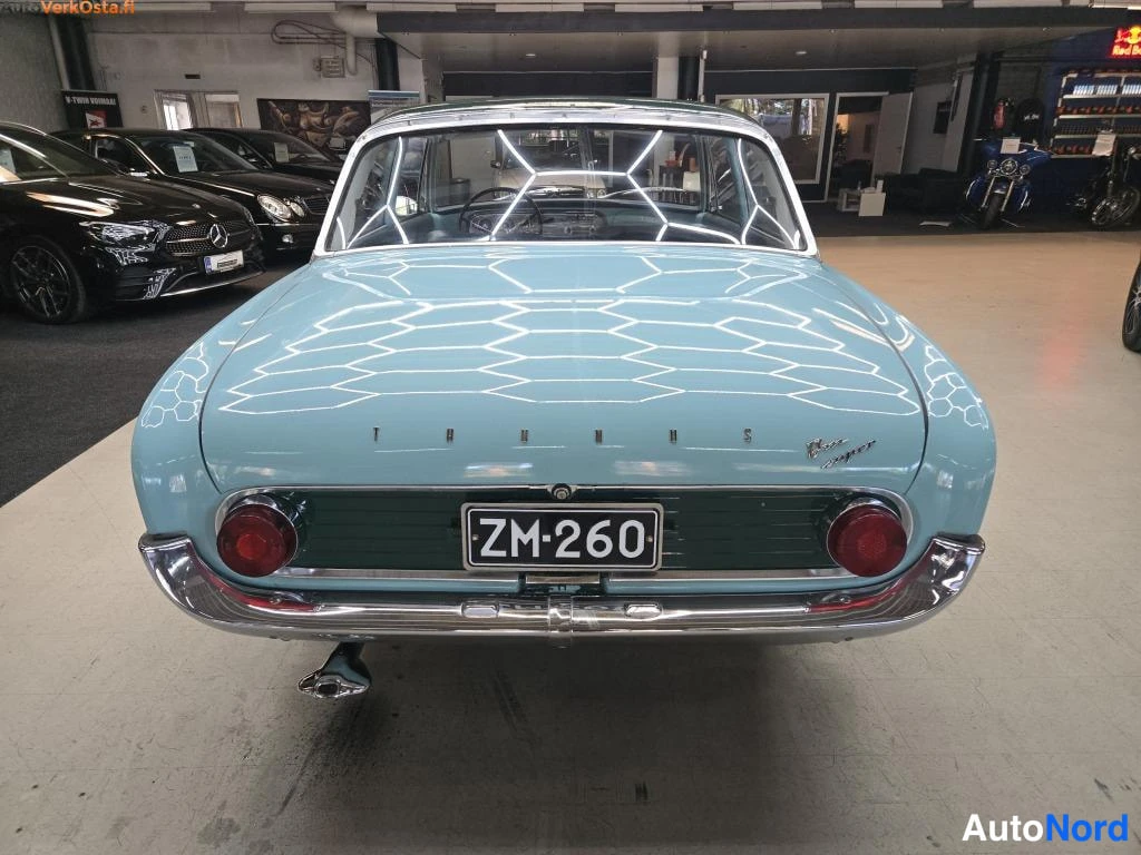 Turkoosi Ford Taunus 1963, takaa, kuva 6