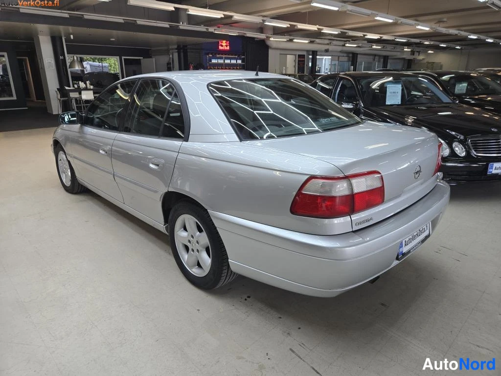 Hopea Opel Omega 2004, takaviisto, kuva 4