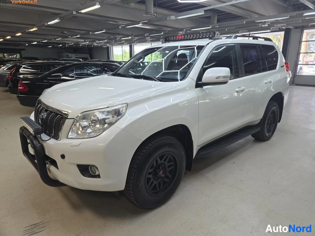 Toyota Land Cruiser 3,0 D-4D Luxury 2012