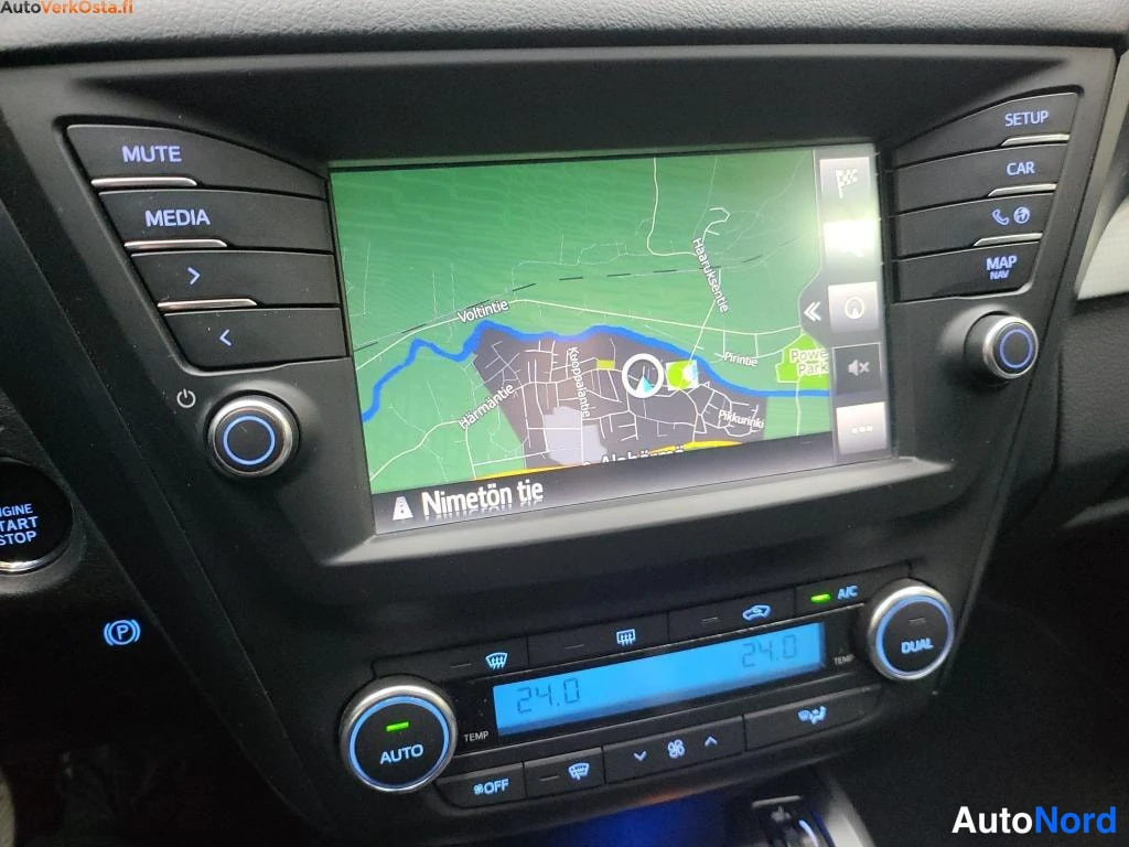 Sininen Toyota Avensis 2016, ohjaamo, kuva 18