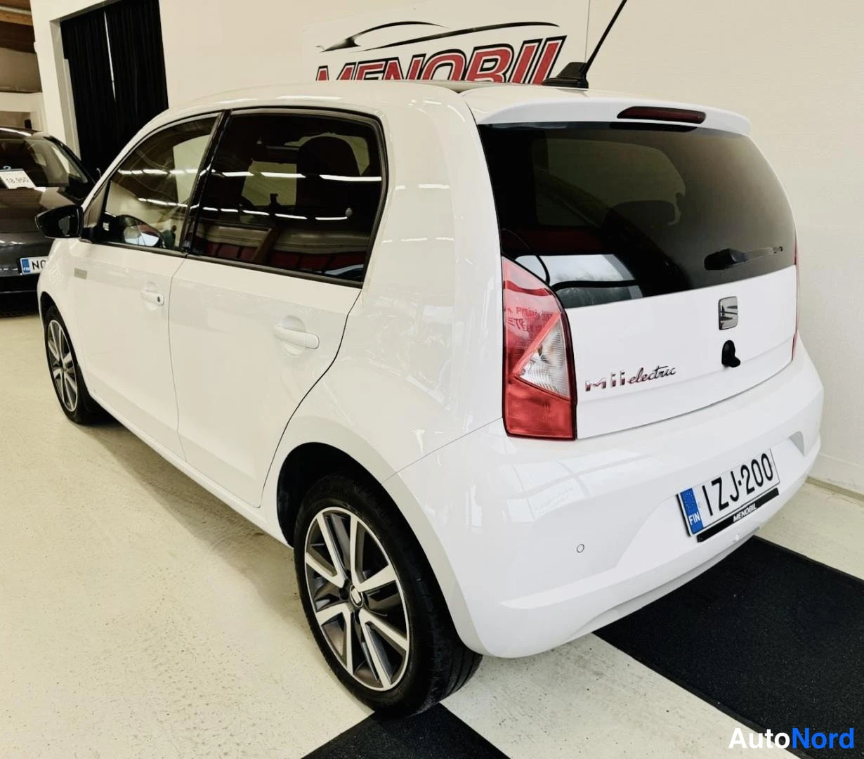 Valkoinen Seat Mii Electric 2021, takaviisto, kuva 6