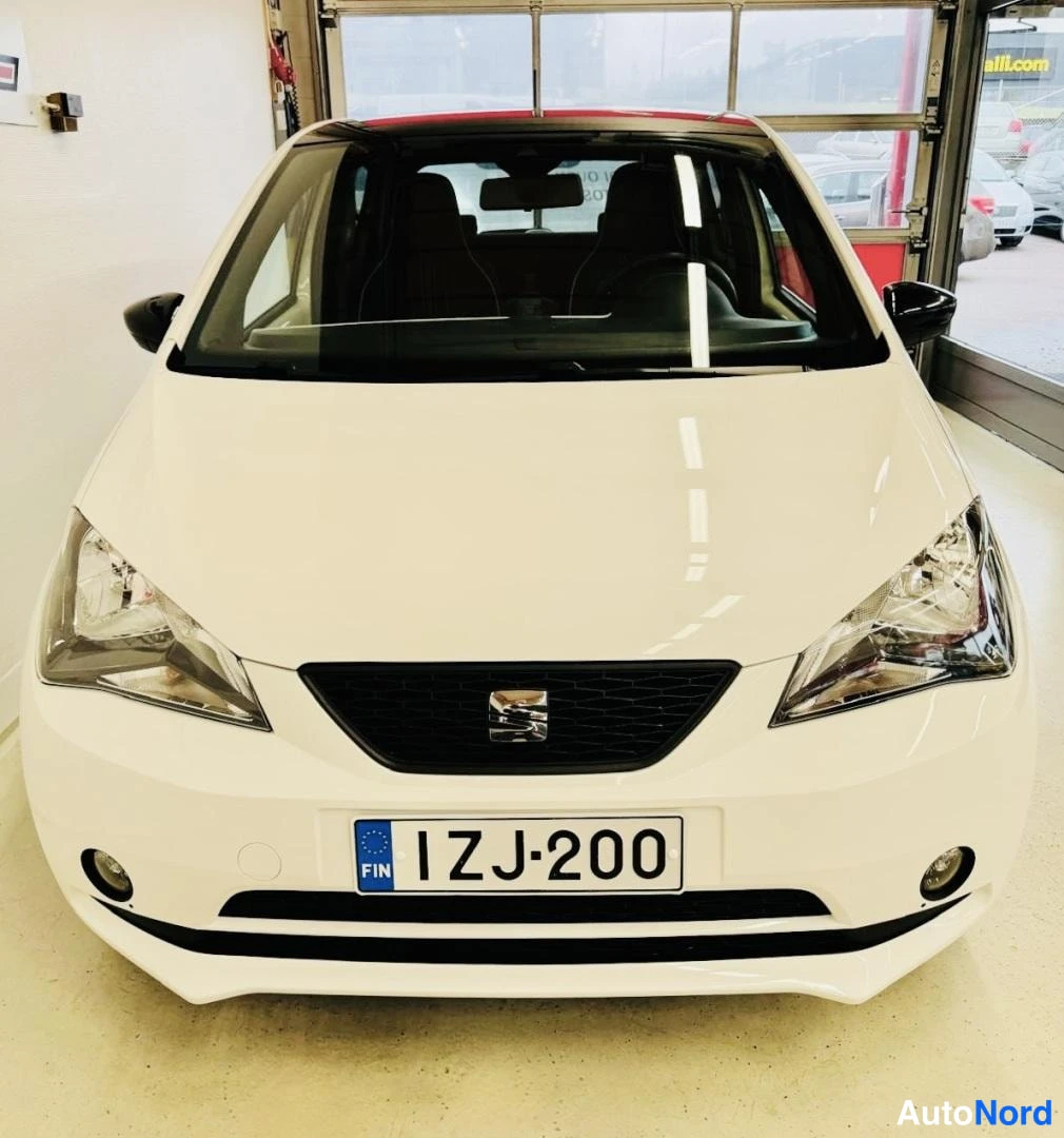 Valkoinen Seat Mii Electric 2021, edestä, kuva 3