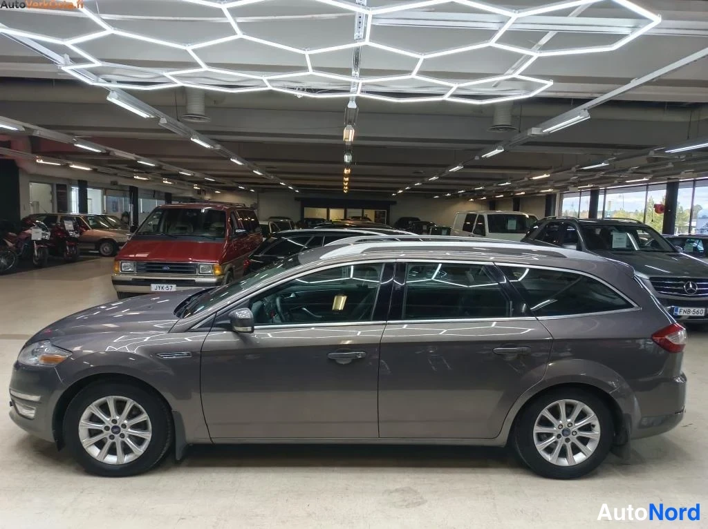 Harmaa Ford Mondeo 2012, sivulta, kuva 5