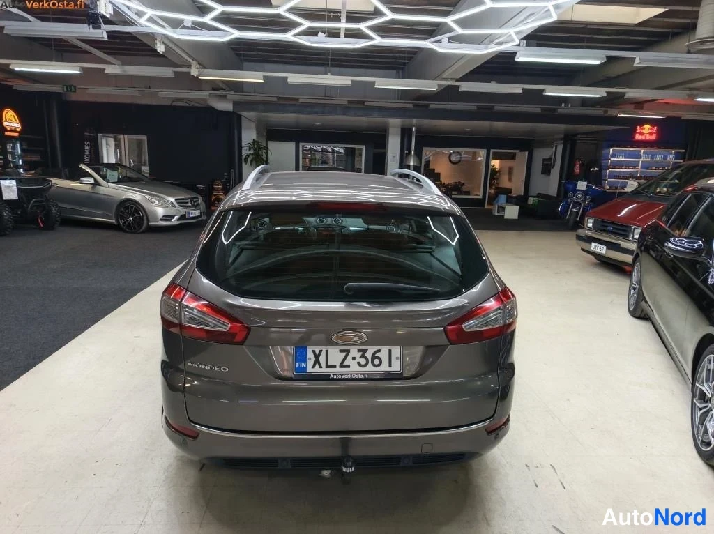 Harmaa Ford Mondeo 2012, takaa, kuva 8