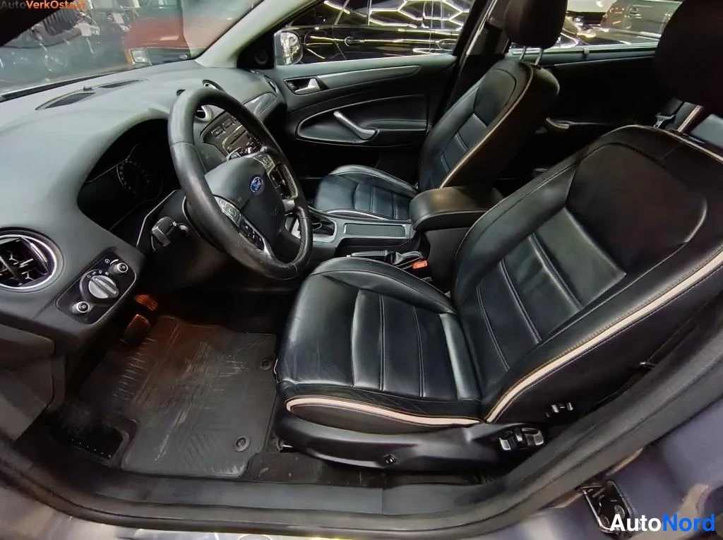 Harmaa Ford Mondeo 2012, etuistuimet, kuva 12