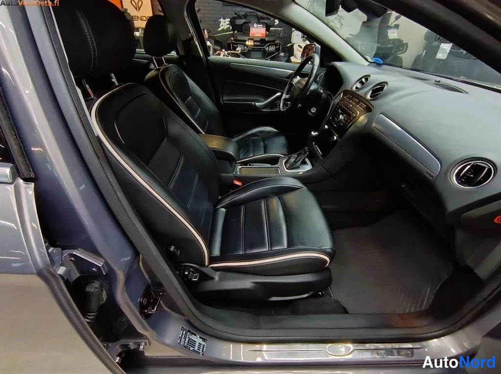 Harmaa Ford Mondeo 2012, etuistuimet, kuva 13