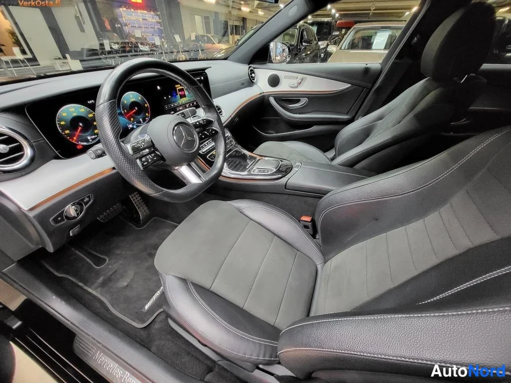 Musta Mercedes-Benz E 400 d 4MATIC 2021, etuistuimet, kuva 11