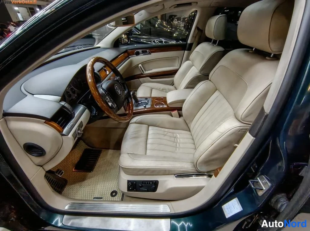 Vihreä Volkswagen Phaeton 2009, etuistuimet, kuva 13