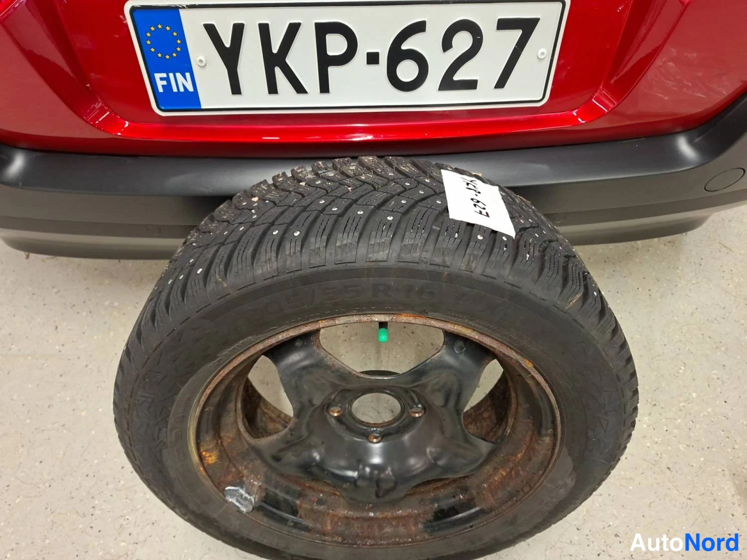 Punainen Citroen C3 2021, takaa, kuva 8