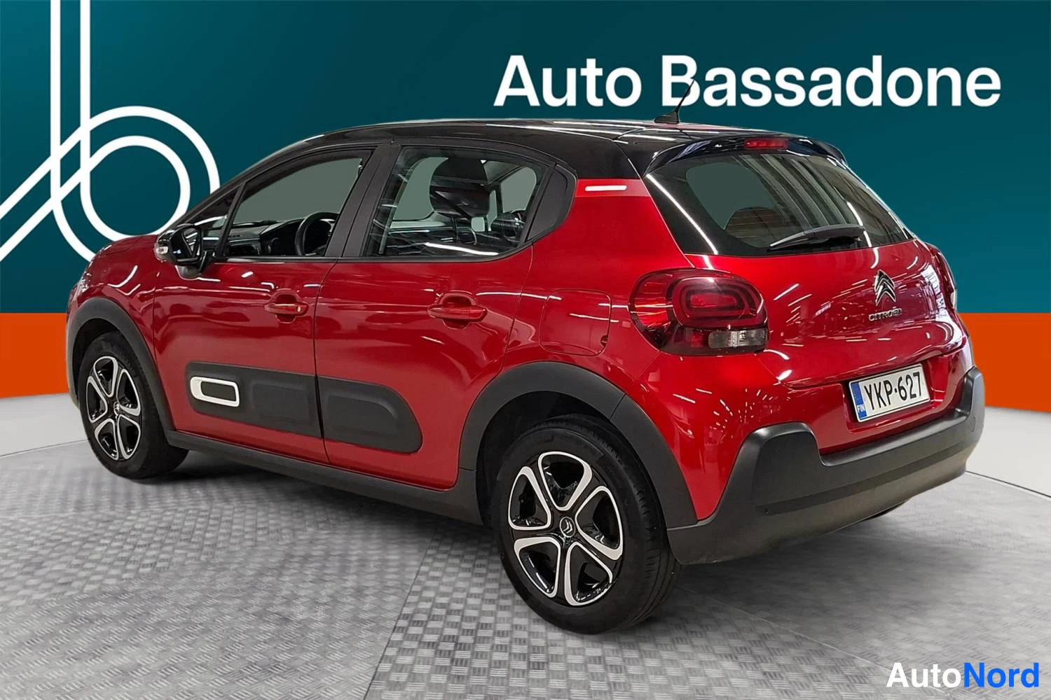 Punainen Citroen C3 2021, takaviisto, kuva 7