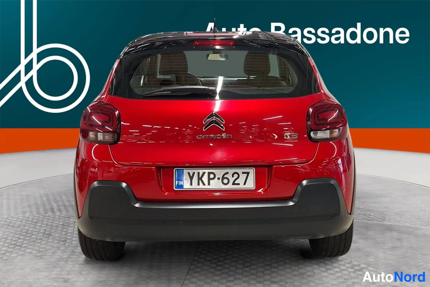Punainen Citroen C3 2021, takaa, kuva 9