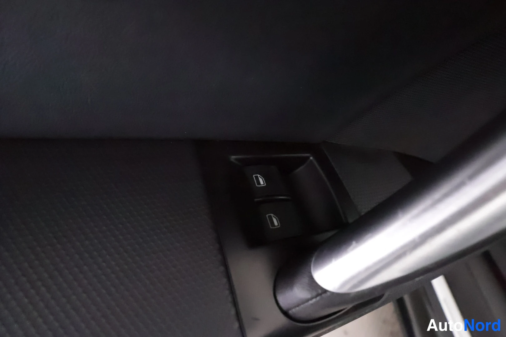 Musta Audi TTS 2009, yksityiskohta, kuva 22