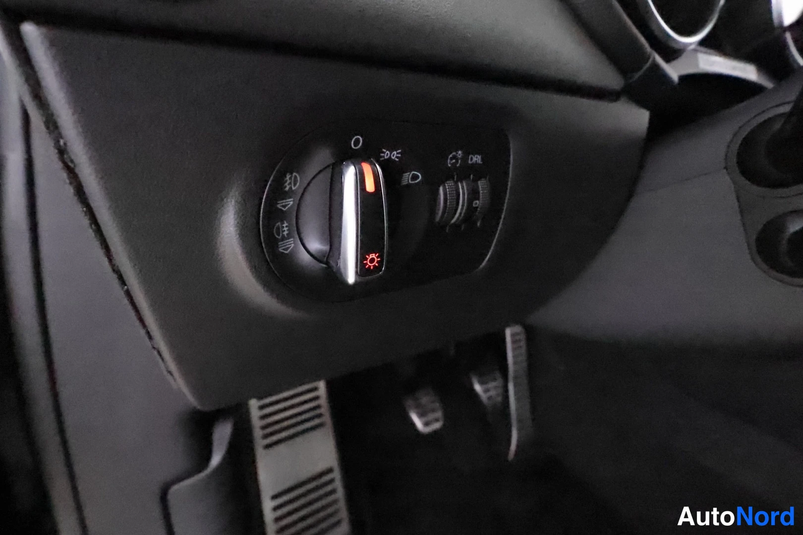 Musta Audi TTS 2009, yksityiskohta, kuva 24