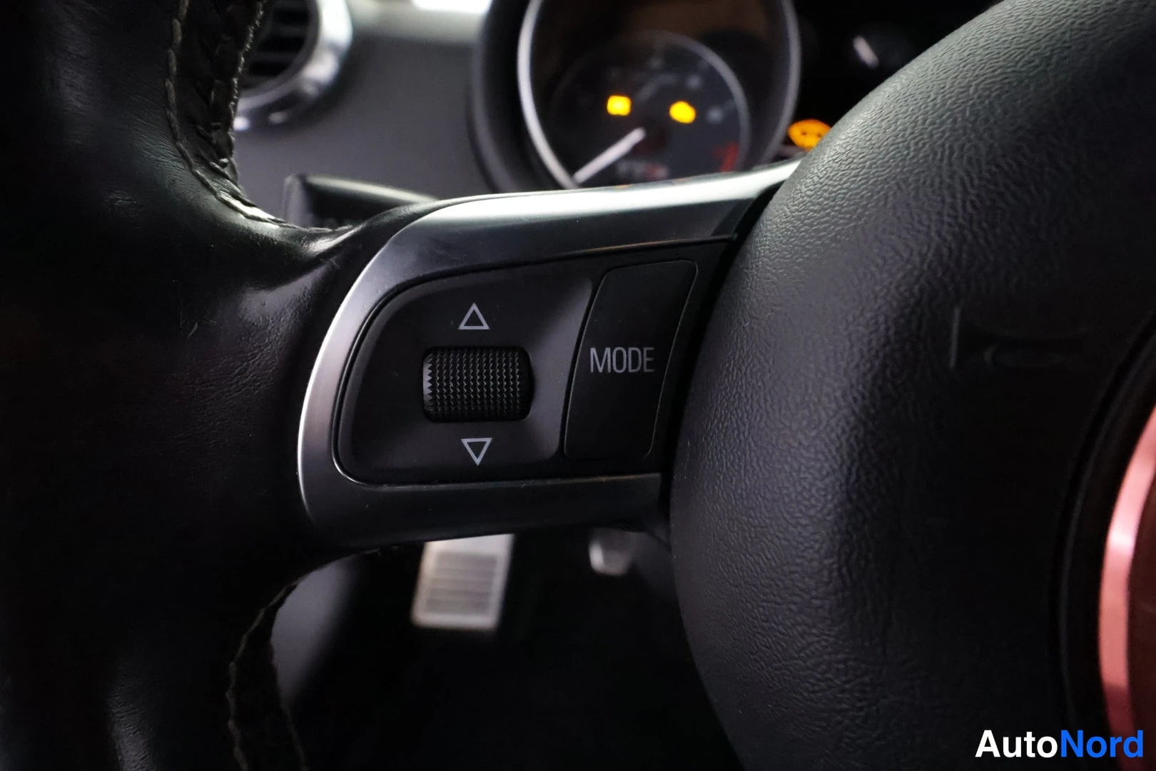 Musta Audi TTS 2009, kuva 32