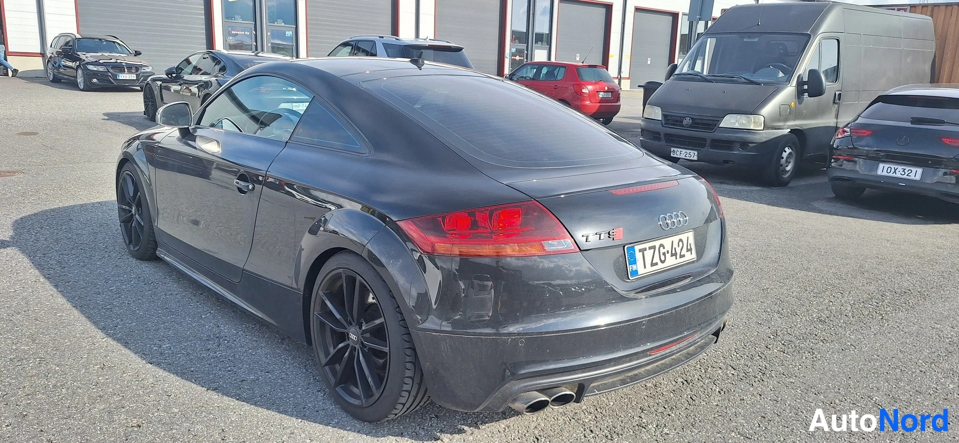 Musta Audi TTS 2009, takaviisto, kuva 4