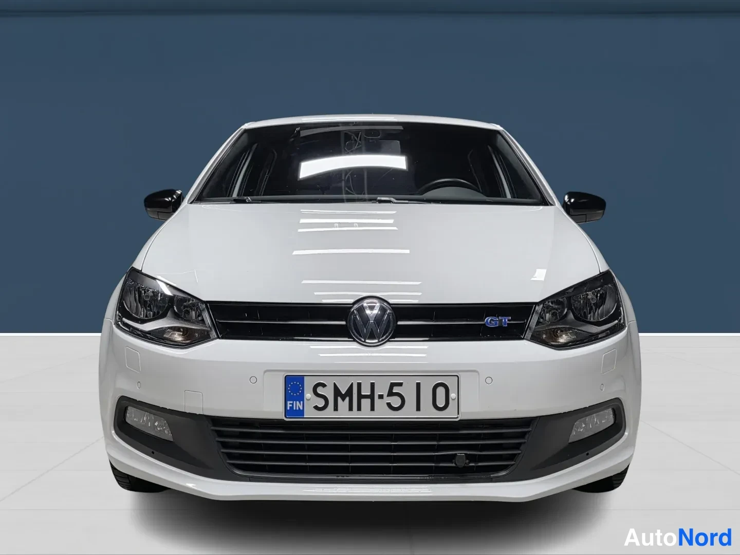 Valkoinen Volkswagen Polo 2017, edestä, kuva 4