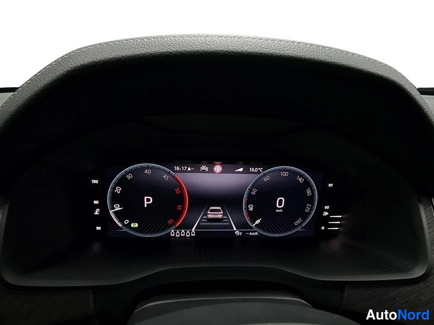 Harmaa Skoda Kodiaq 2022, yksityiskohta, kuva 15
