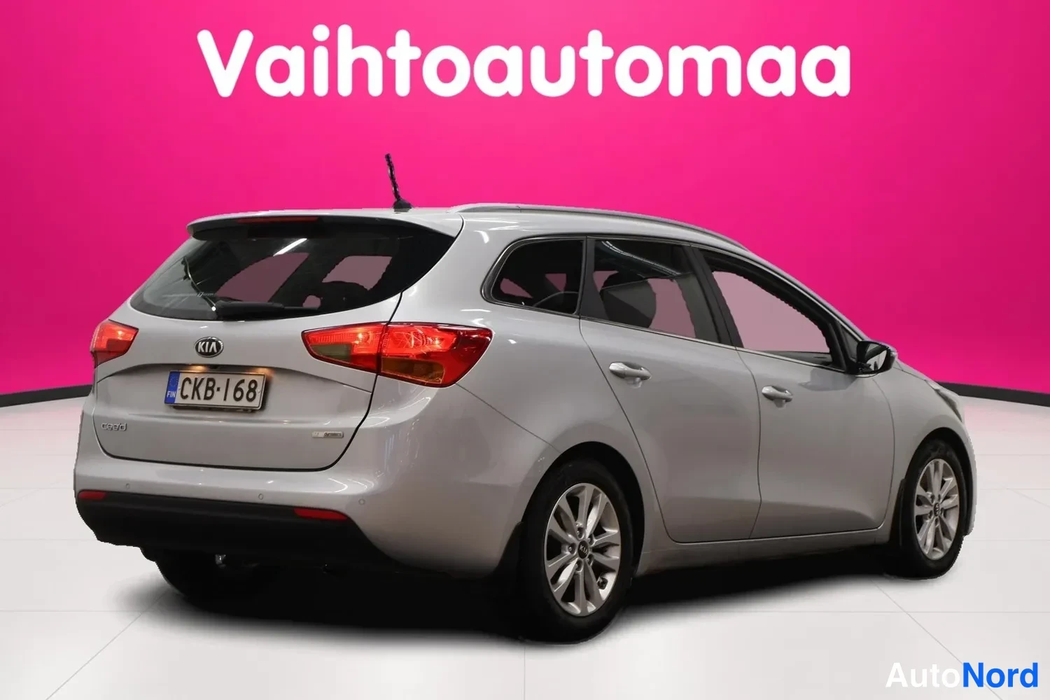 Hopea Kia Ceed 2016, takaviisto, kuva 5