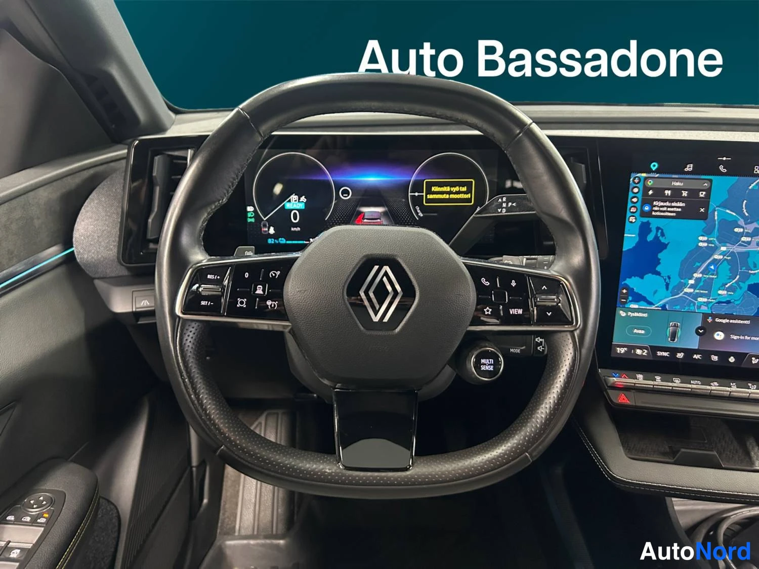 Hopea Renault Megane E-Tech electric 2023, ohjaamo, kuva 13