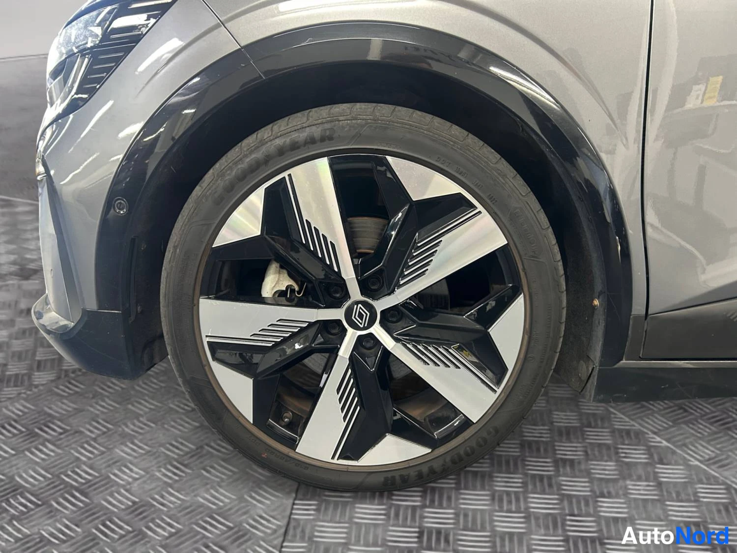 Hopea Renault Megane E-Tech electric 2023, yksityiskohta, kuva 16