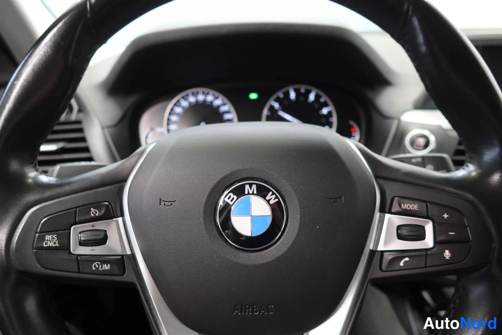 Musta BMW X3 2018, yksityiskohta, kuva 18
