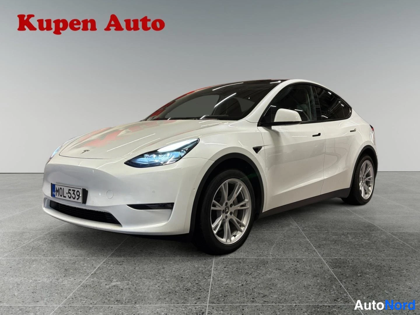 Tesla Model Y 2022