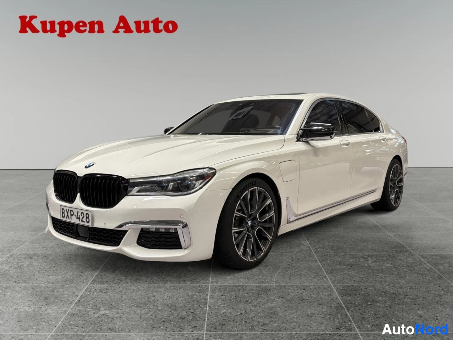 BMW 740e xDrive 2018