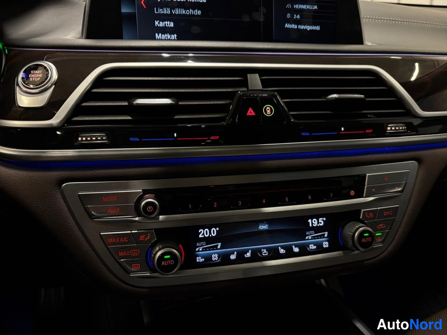 Valkoinen BMW 740e xDrive 2018, yksityiskohta, kuva 9