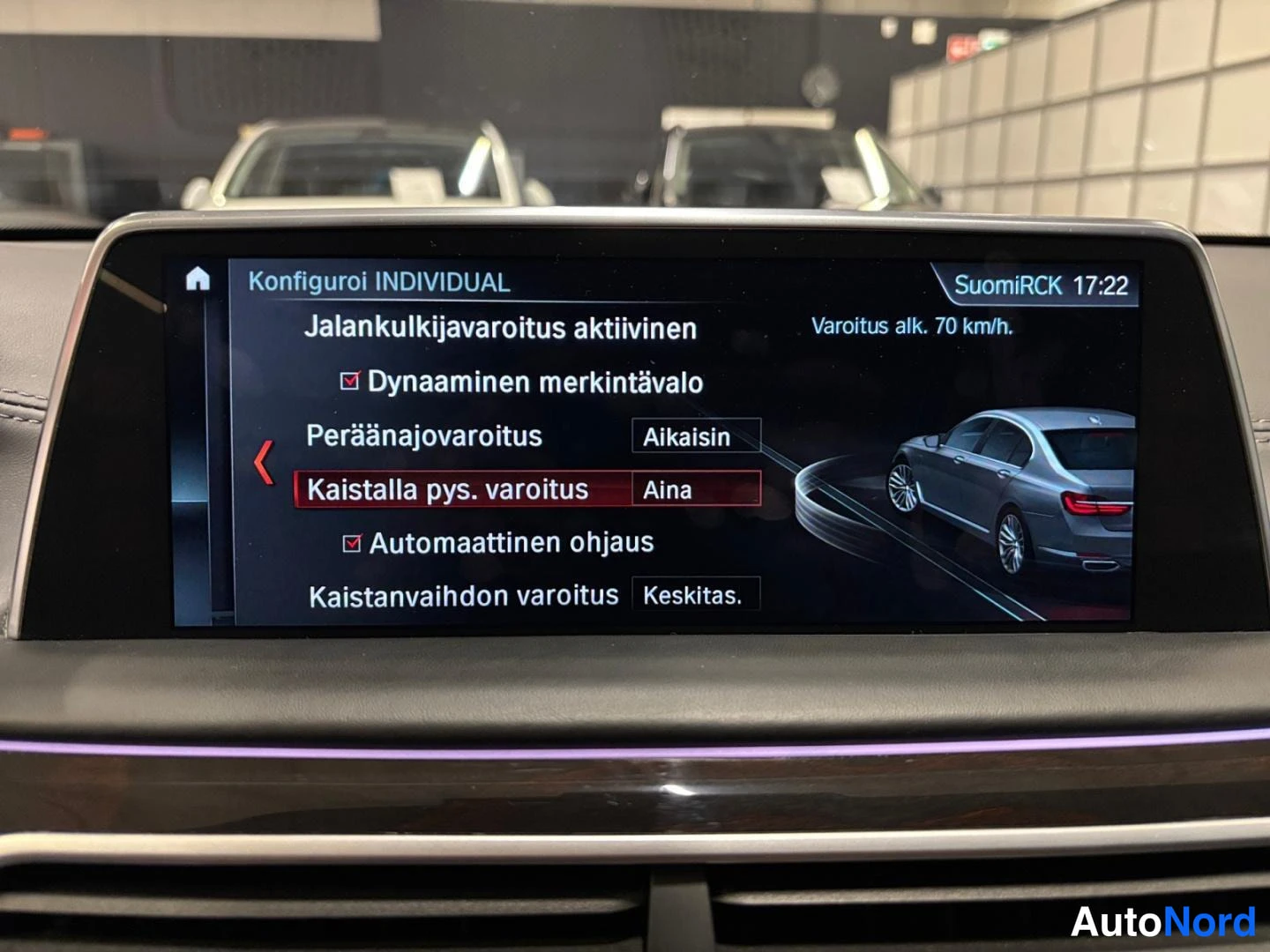 Valkoinen BMW 740e xDrive 2018, yksityiskohta, kuva 13