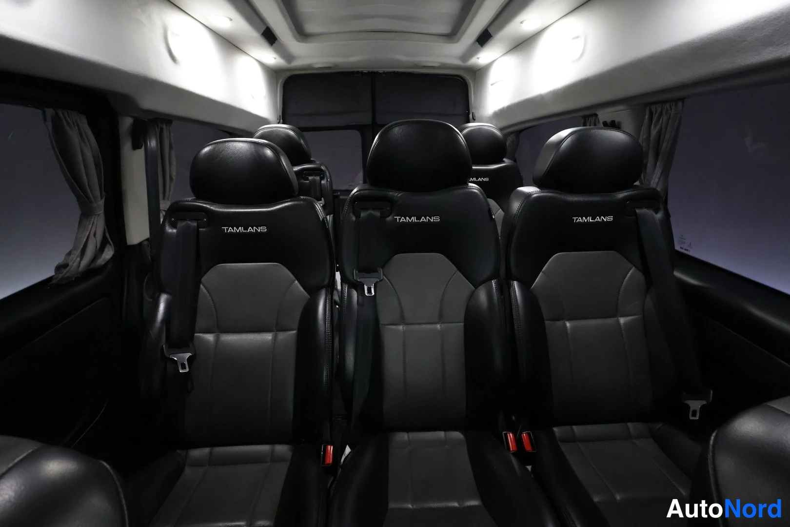 Musta Mercedes-Benz Vito 116 CDI 2020, takaistuimet, kuva 19