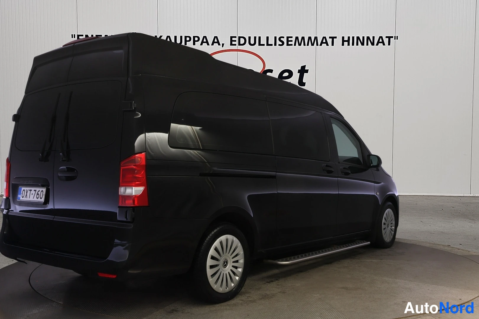 Musta Mercedes-Benz Vito 116 CDI 2020, takaviisto, kuva 5