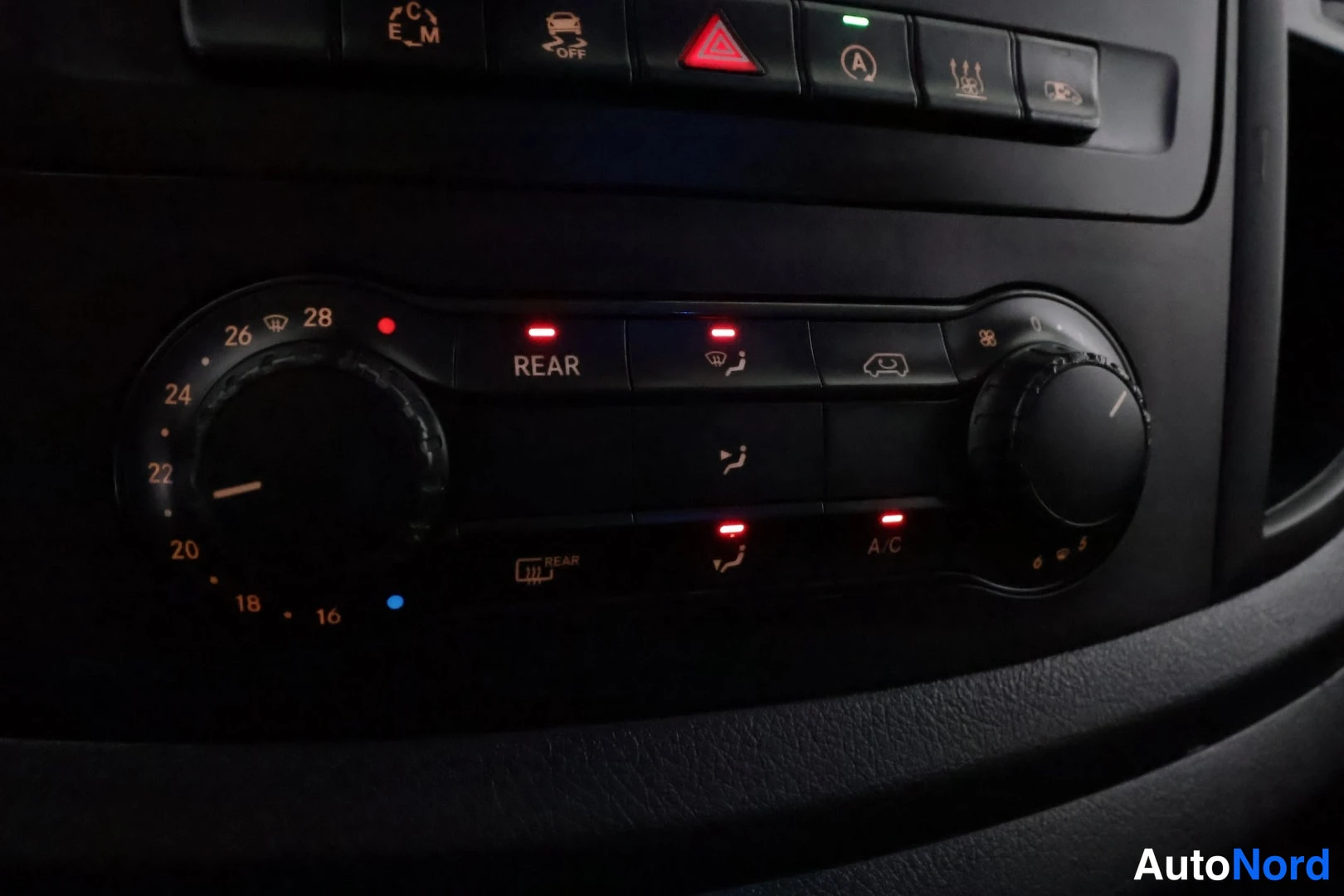 Musta Mercedes-Benz Vito 116 CDI 2020, yksityiskohta, kuva 37