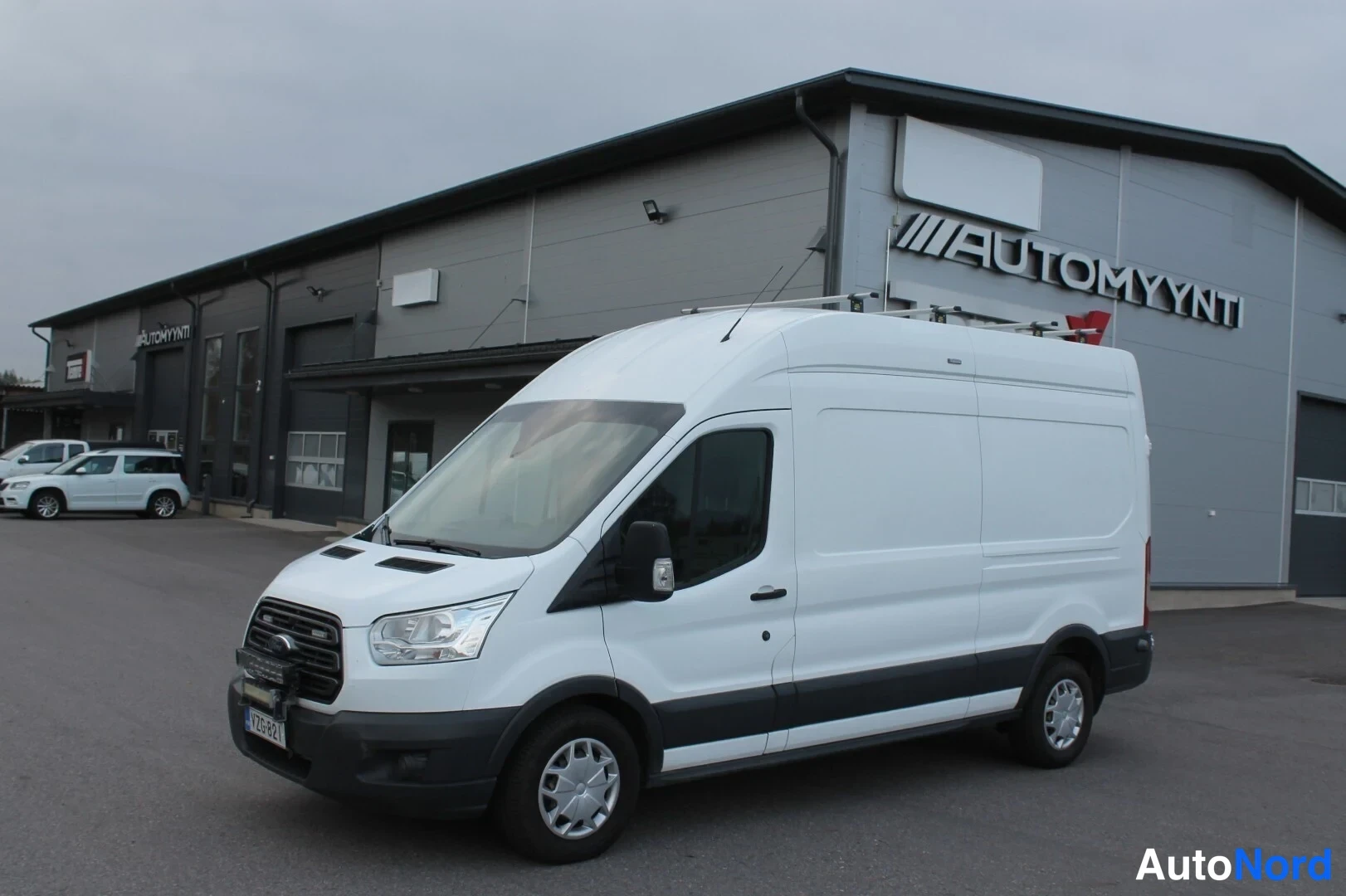 Ford Transit 350 2,0 TDCi 130 hv Trend Neliveto L2H3 2017