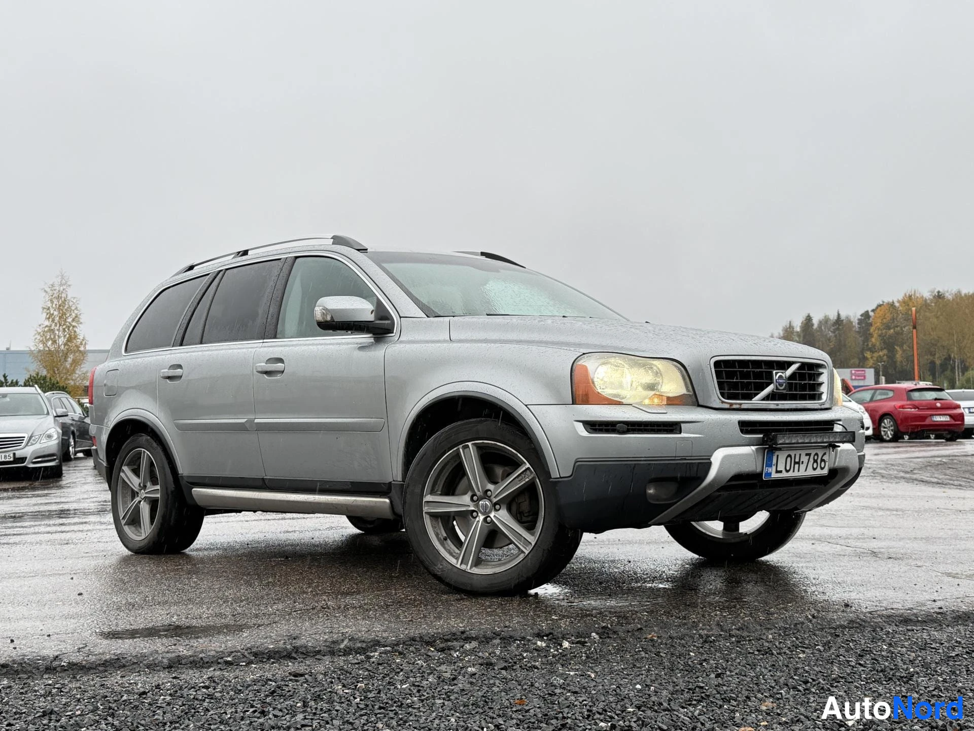 Hopea Volvo XC90 2008, etuviisto, keula oikealle, kuva 2