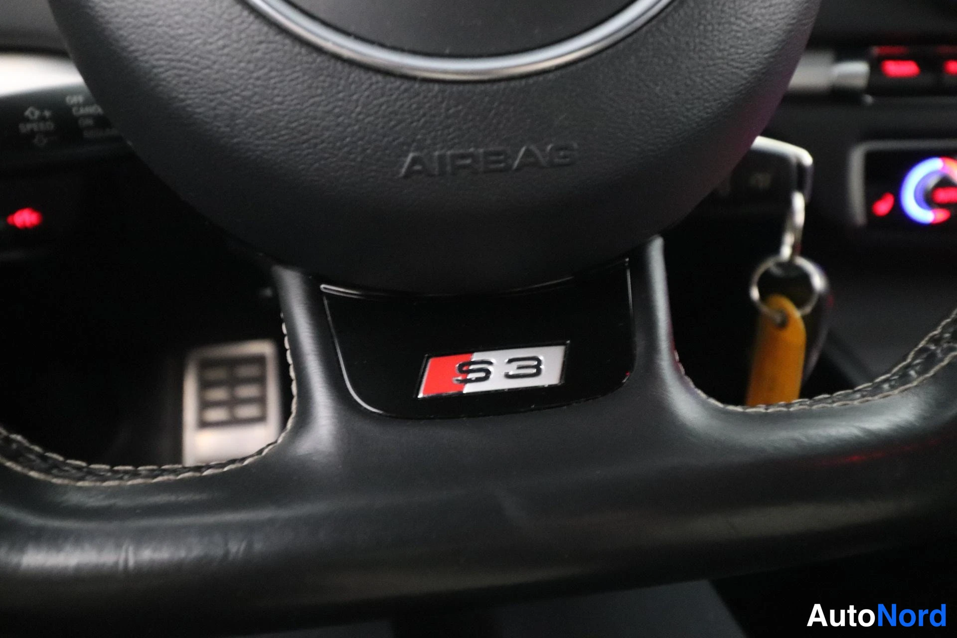 Ruskea Audi S3 2016, yksityiskohta, kuva 21