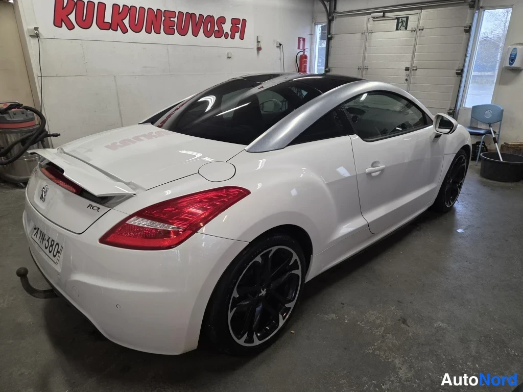 Valkoinen Peugeot RCZ 2011, takaviisto, kuva 5