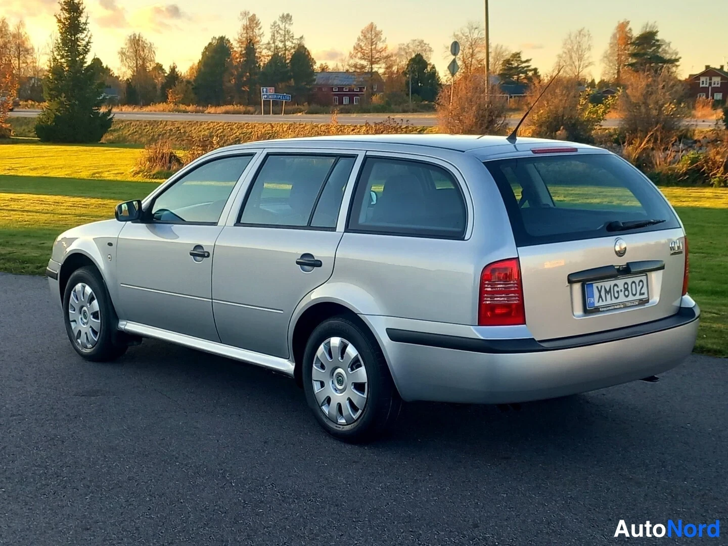 Hopea Skoda Octavia 2001, takaviisto, kuva 11