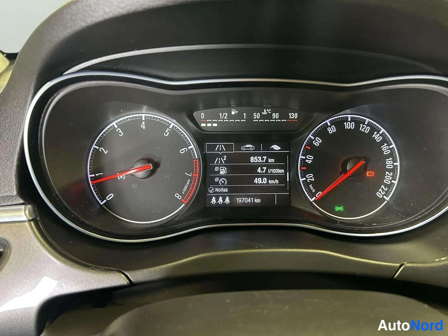 Sininen Opel Corsa 2015, yksityiskohta, kuva 20