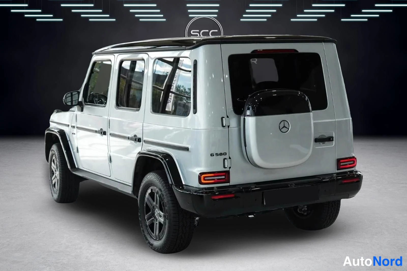 Musta Mercedes-Benz G 2025, takaviisto, kuva 5