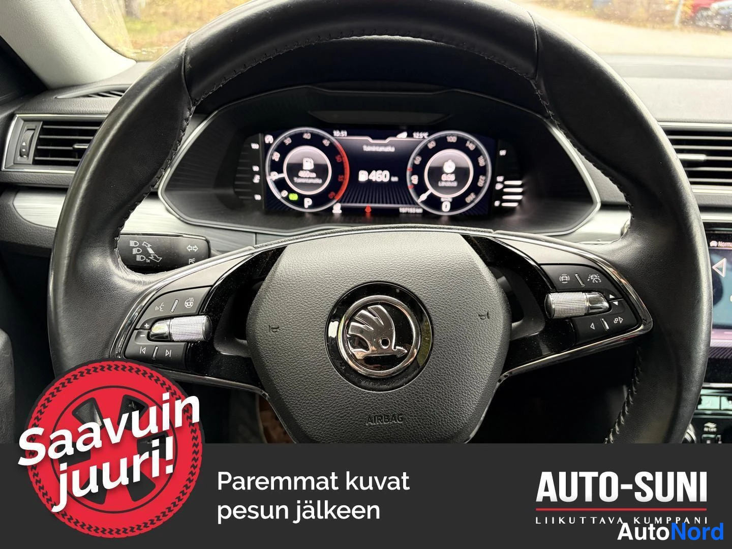 Sininen Skoda Superb 2020, yksityiskohta, kuva 4