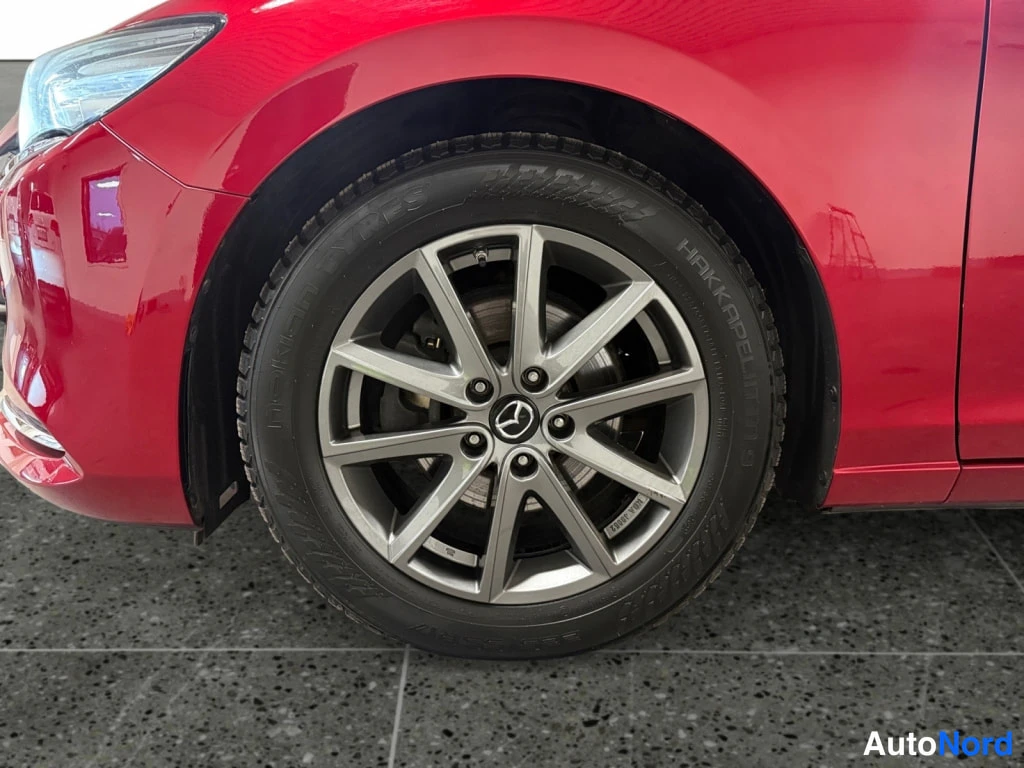 Punainen Mazda 6 2021, yksityiskohta, kuva 17