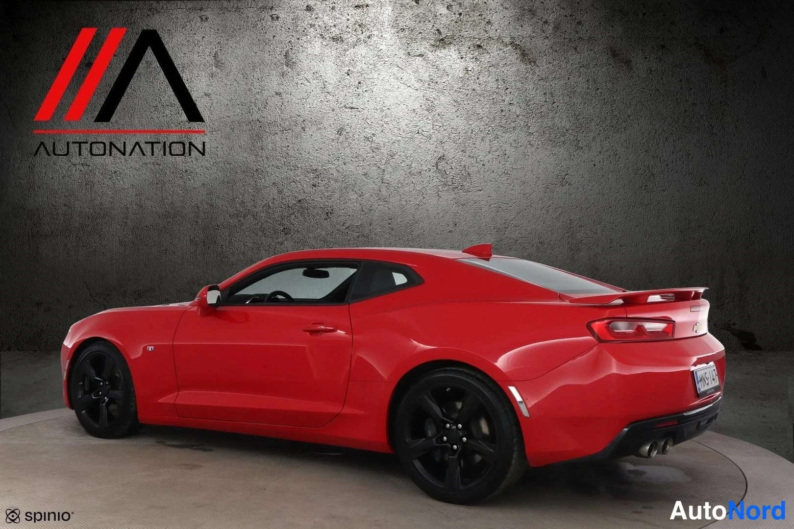 Punainen Chevrolet Camaro 2018, takaviisto, kuva 4