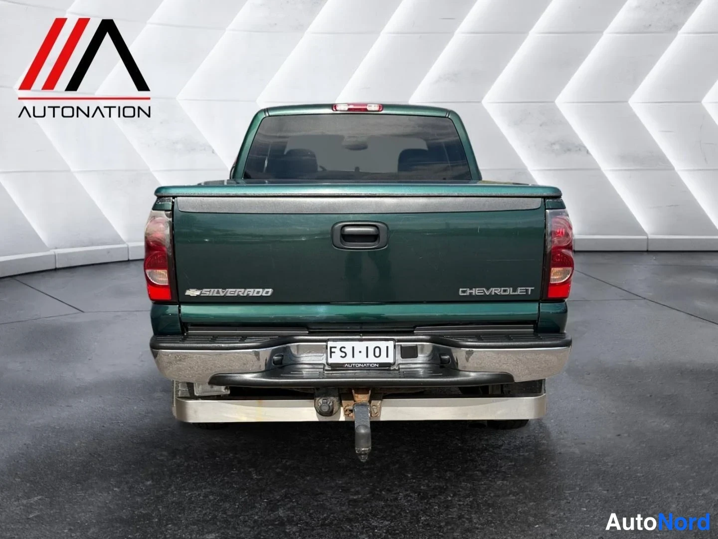 Vihreä Chevrolet Silverado 2005, takaa, kuva 8