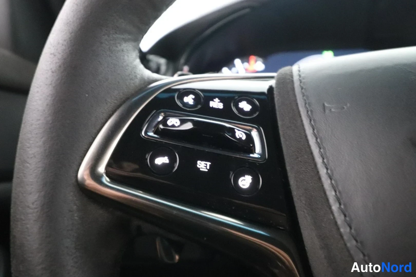 Musta Cadillac CTS-V 2017, yksityiskohta, kuva 22