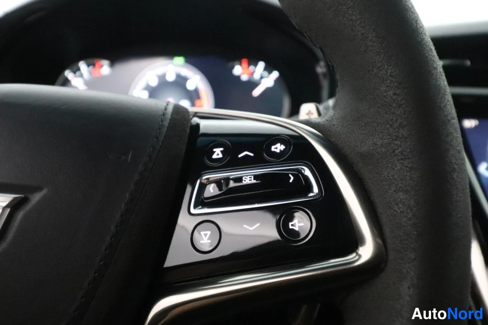 Musta Cadillac CTS-V 2017, yksityiskohta, kuva 23