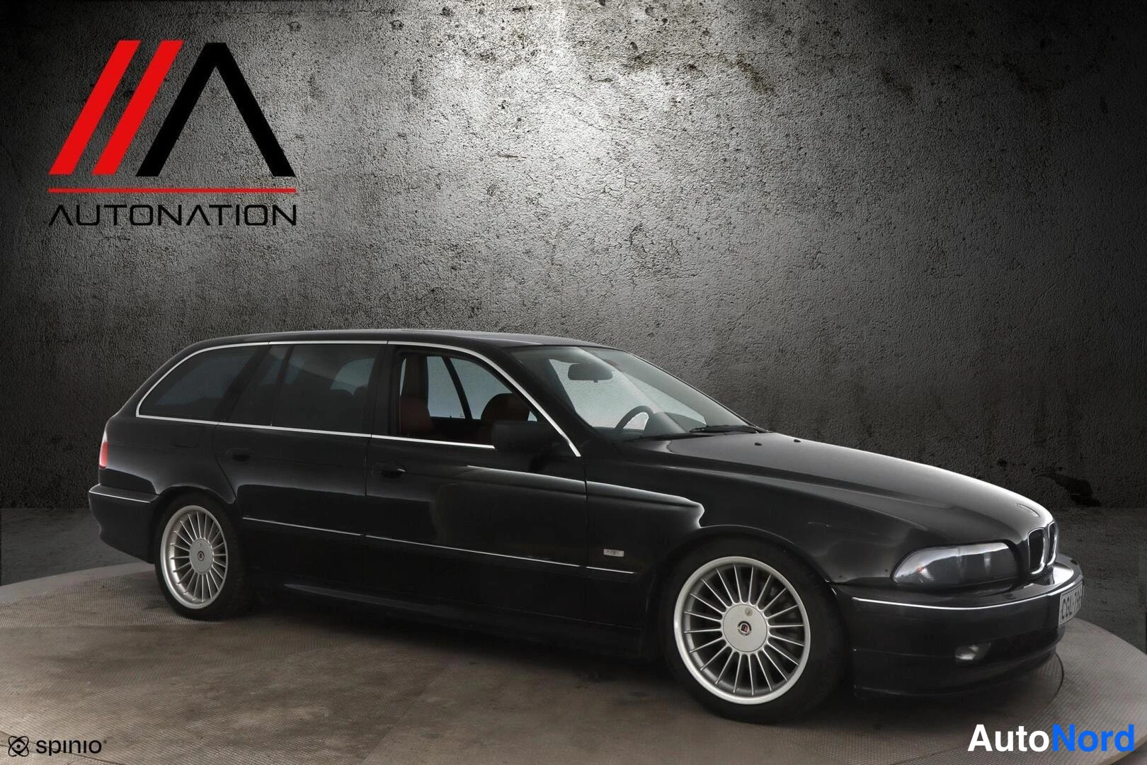 Musta BMW Alpina B10 1998, etuviisto, keula oikealle, kuva 3